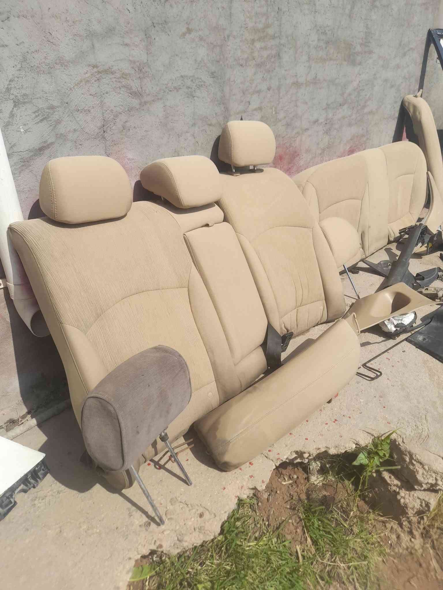 سوناتا • ٢٠١٢ • قطع غيار