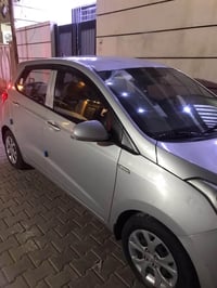 سياره هونداي كوري خليجي اي تين مكفوله بإسمي رقم بغداد ماشيه ٤٠ سبير ما...