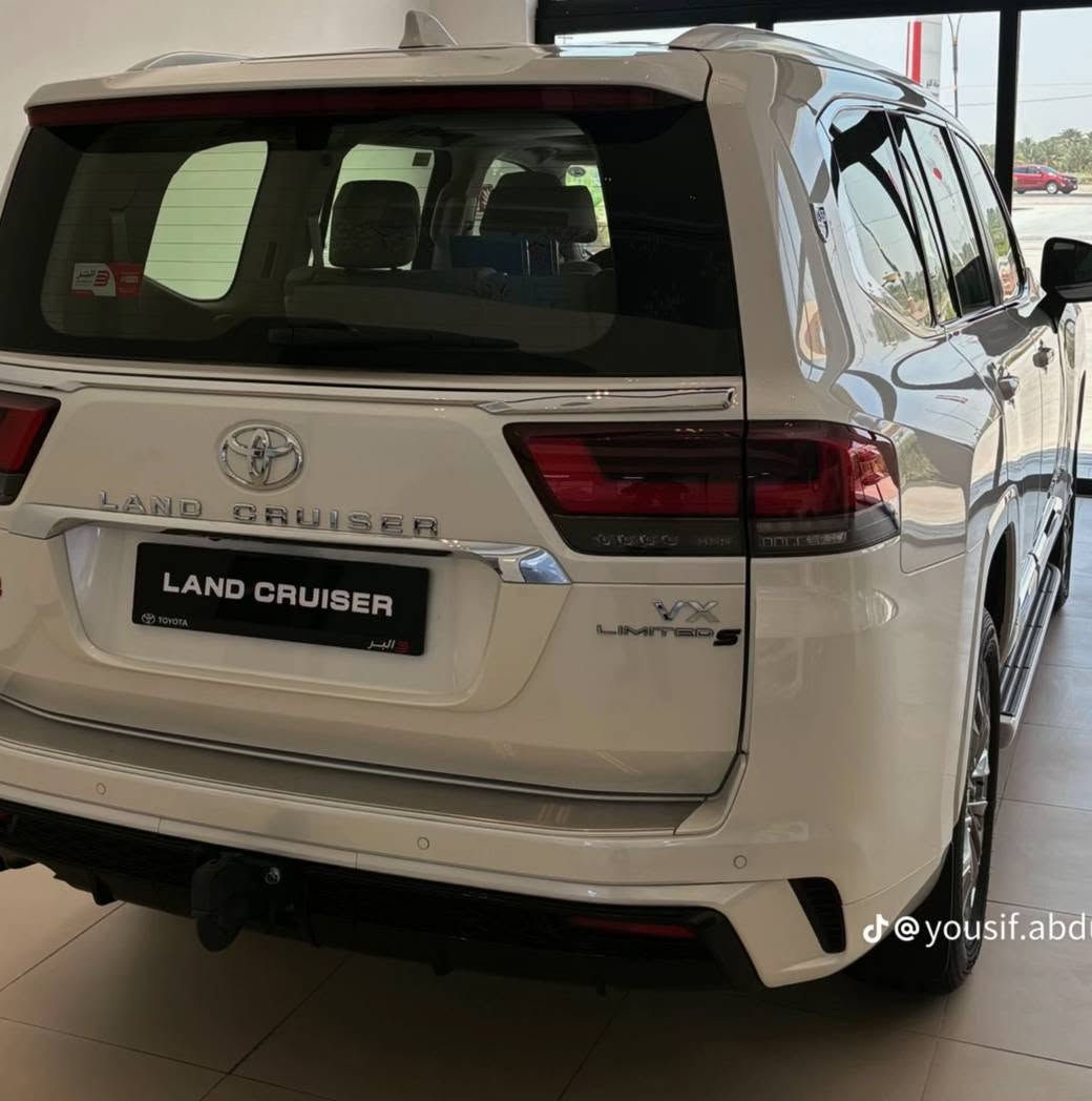 لاندكروز vx.s لمتد ضمان شركة ساز زيرو محرك 4000 كاميرات محيطيه رادارات اماميه خلفيه جانبيه نقطة تحديد مسار سياقة اليه نشرات ابواب وكراسي الكل تدفئه تبريد رقم بغداد بسمي هواي بعد مواصفات  مكاني النجف الاشرف 
***********

نص مكتوب في الصور:
- @yousif.abd
- @yousif.abdul
- @yousif.abkulkareem
- @yousif.abdulkareem