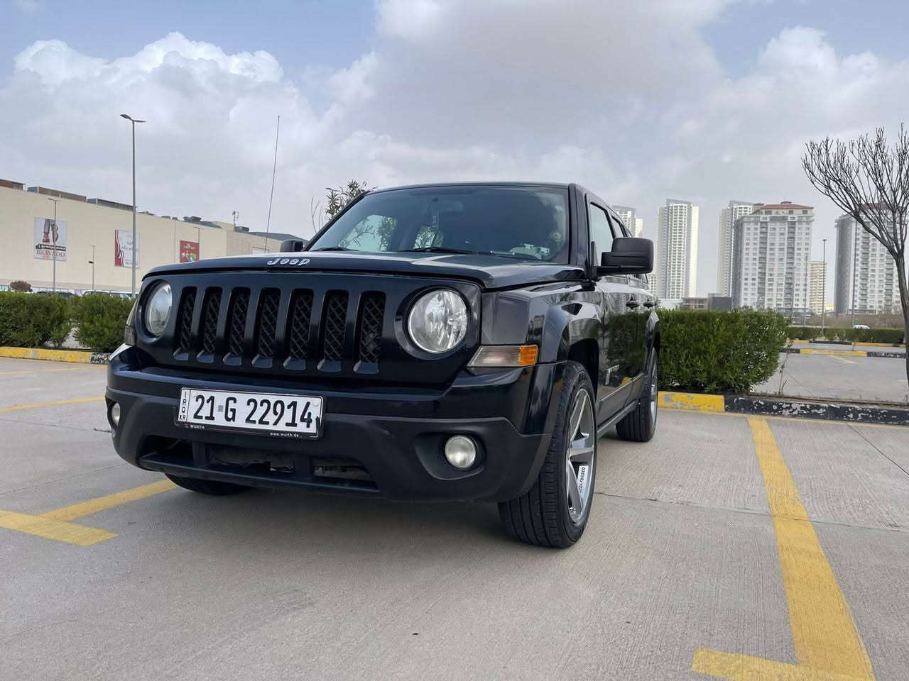 جێب پاتریۆت ٢٠١٧
مەکینە ٢٠ ی تاک ئەکسل
فول مواسەفات
کوشن جڵد و کارەبا و هیتەر
ئاوێنە کارەبا و هیتەر
سلایت و شاشە و کامێرا
٣ پارچەی پێشی بۆیاخە و دەرگای دوای سایەق کلێرە
سەنەوی هەتا ٢٠٢٨ تازەیە
گێر و مەکینە بەشەرت نەکراوەتەوە
٥٥ هەزار رۆیشتووە
 ٩٧ گەڵا و معامەلەیەکی کەم
ژم*********** السليمانية, العراق
