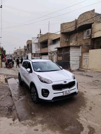 كيا سبورتج ٢٠١٧ خليجي مكفوله من الصبغ بيهه بس بارد بل صندوق السعر ١٦٤