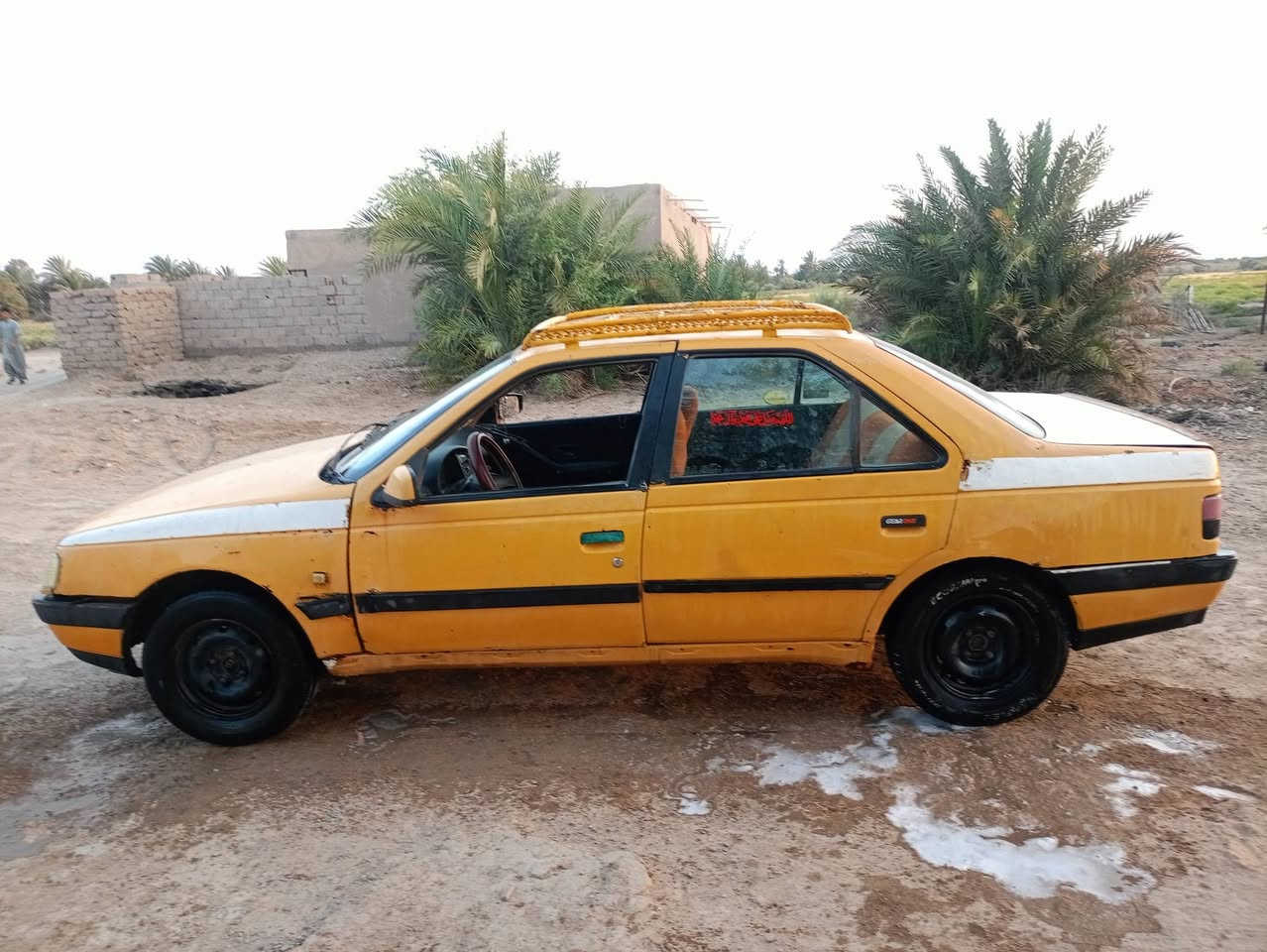 السلام عليكم
للبيع بيجو 405 موديل 2012مصفرة هيئة وغرامة رقم انگليزي مداور ثاني يوم كير ومحرك تبريد شغال السعر 22وبيها مجال 

مكاني ناصرية 

***********
