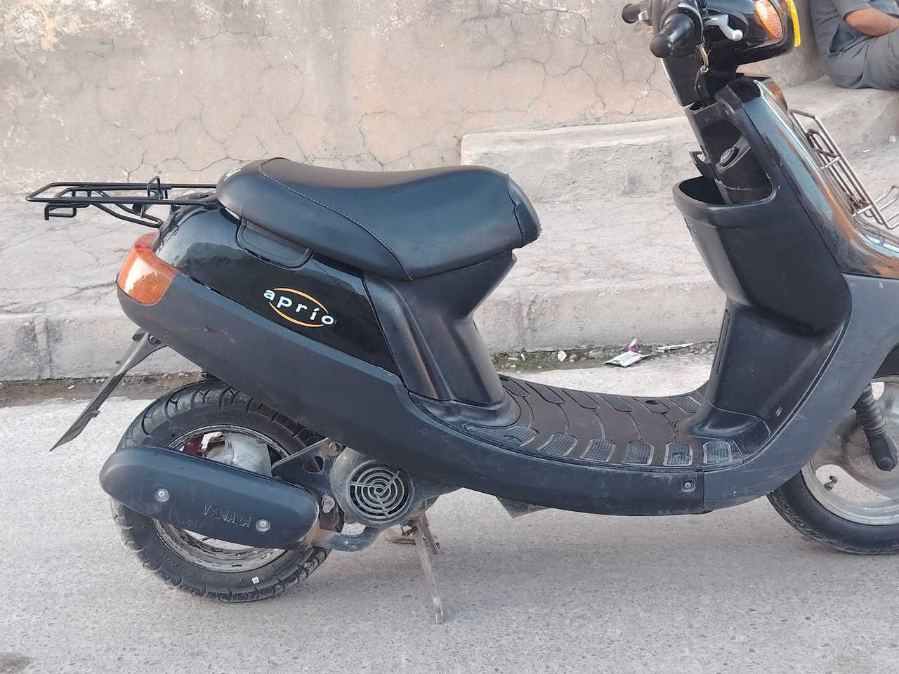 ماطور كدام العين معمر مره وحده 
السعر #300 وبي مجال
***********
