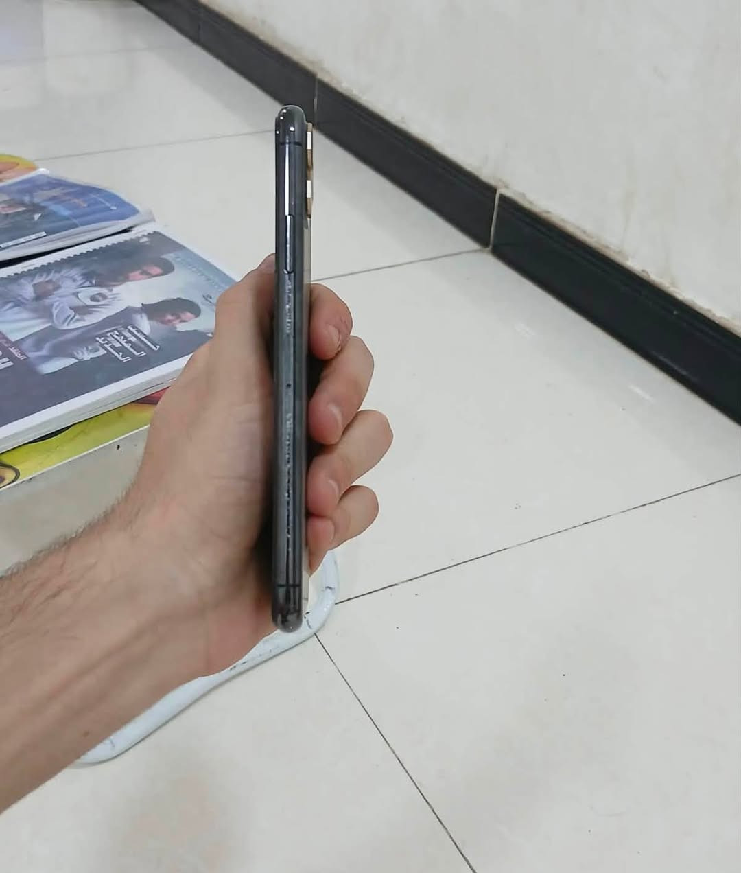 ايفون 11 برو ماكس امريكي LL ذاكره 256 بطاريه 73 بلاديه جهاز مكفول كفاله عامه وين متريد افصح + خدوش بصيطه حواف لشاصي مثل ما موضح بلصور السعر 450 مكان البصره حيانيه ***********
