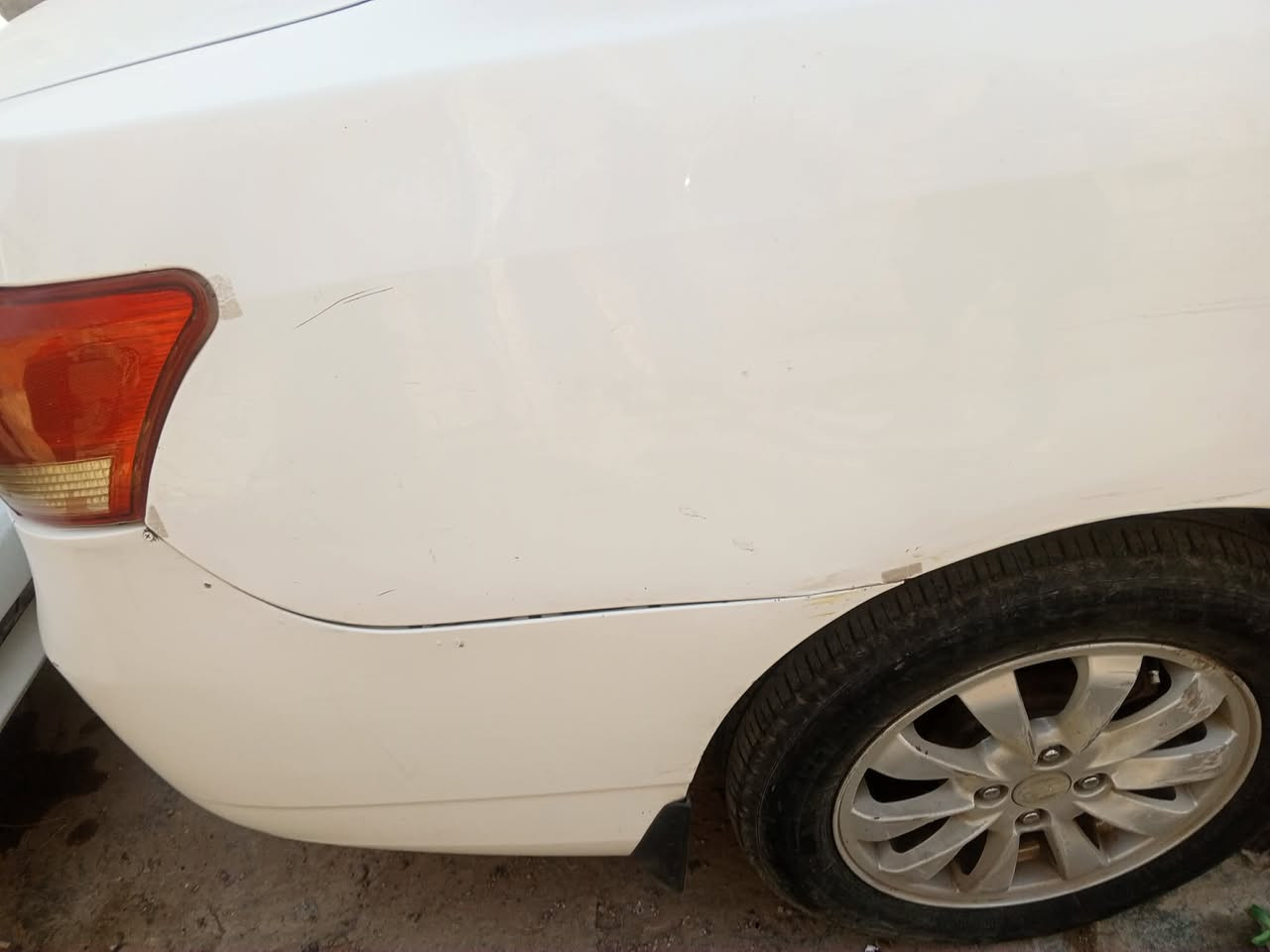 سلام عليكم مستعجل علبيع  G3 BUD  رقم بغداد  تخم تاير فتحتة بلسقف   اشاير بالمري لايت زنهم سياره گامله الله شاهد تشغيل بصمه مكفولة من اي ضربه (هزه جديده) فقط تحويل ثاني يوم احولك والسياره بسمي مكان السياره بغداد سعر.40.. بيه مجال للشراي . استفسار ***********.

السياره باسمي نظيفه مال بيت مابيه ضربه بس بيهة كم رصعة وشخوط وجراد بلبنيد والقمارة

كير بي مشكلة من يحمة يبوش يمكن كنترول ابيعلك على هلوضع وتساهل وياك

 محرك مكفول

تبريد شغال بي صوندة مفطورة فقط 

صدر جديد

بصمه + فتحه مواصفات السياره معروفه كهربائيات السياره كلها شغاله الحمدلله

_گير أوتماتيك بي مشكلة.

رقم انكليزي بأسمي وسنويه لل29 وهزه جديده 

عليه ادامه كامله

تخم تاير فلنجات مصفرات دسكات فيت بم وطوافه عبوه بخاخات بلاكات مجاول باتري راديتر مروحه تبريد الجام كلهن بدلت مواطيرهن جدد شغال دوشمه جديده منظومت لايتات زنون سماعات حداديه جاهزه ذني كلهن بدلتهن جدد السياره جاهزه
