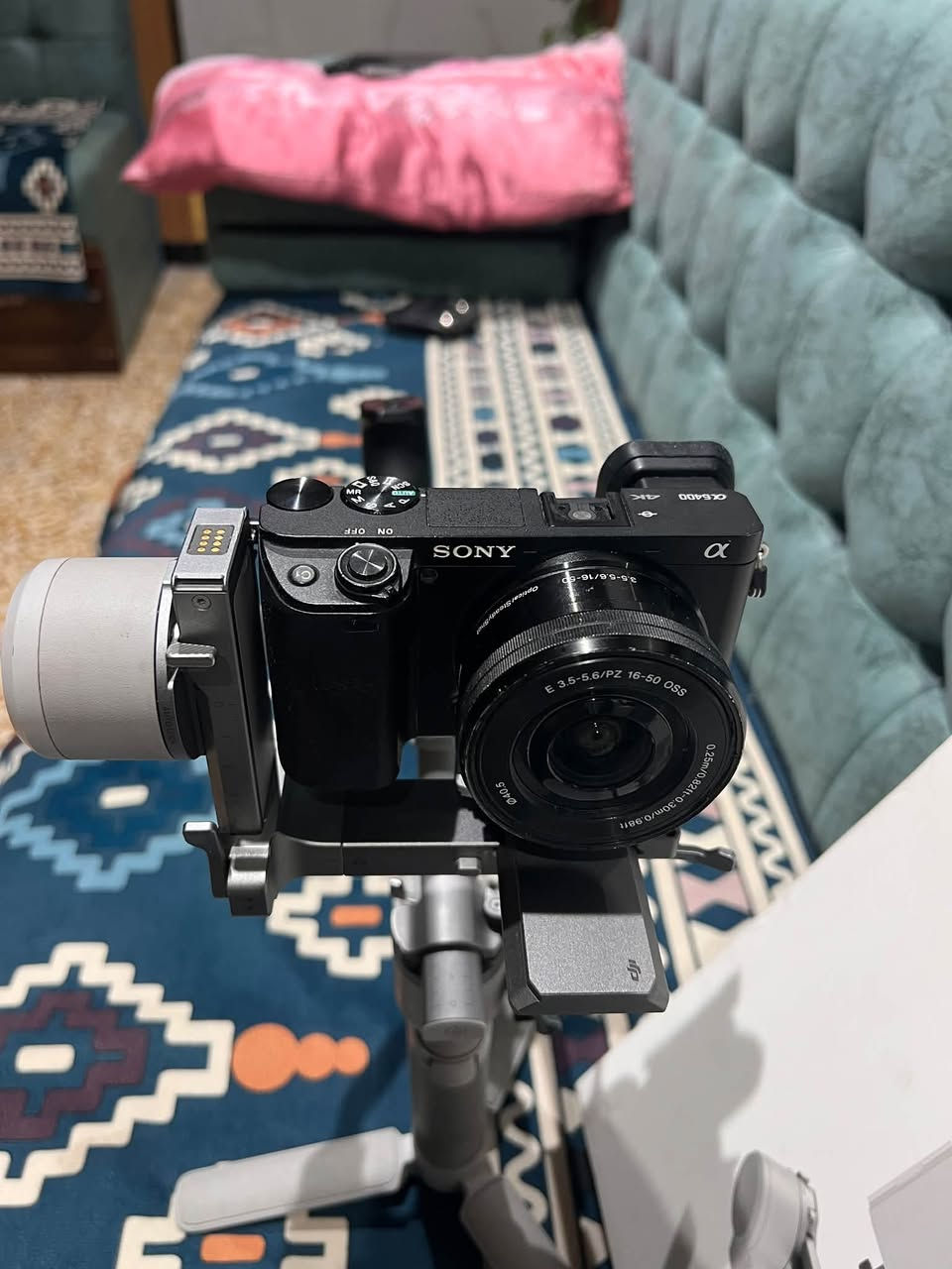 سوني A6400 • جيمبل DJI Ronin-SC • طقم تصوير