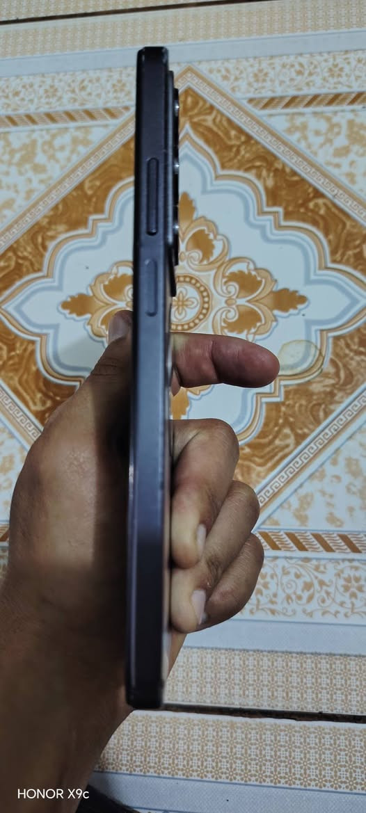 ريلمي C75 • ٢٥٦ • صور HONOR X9c