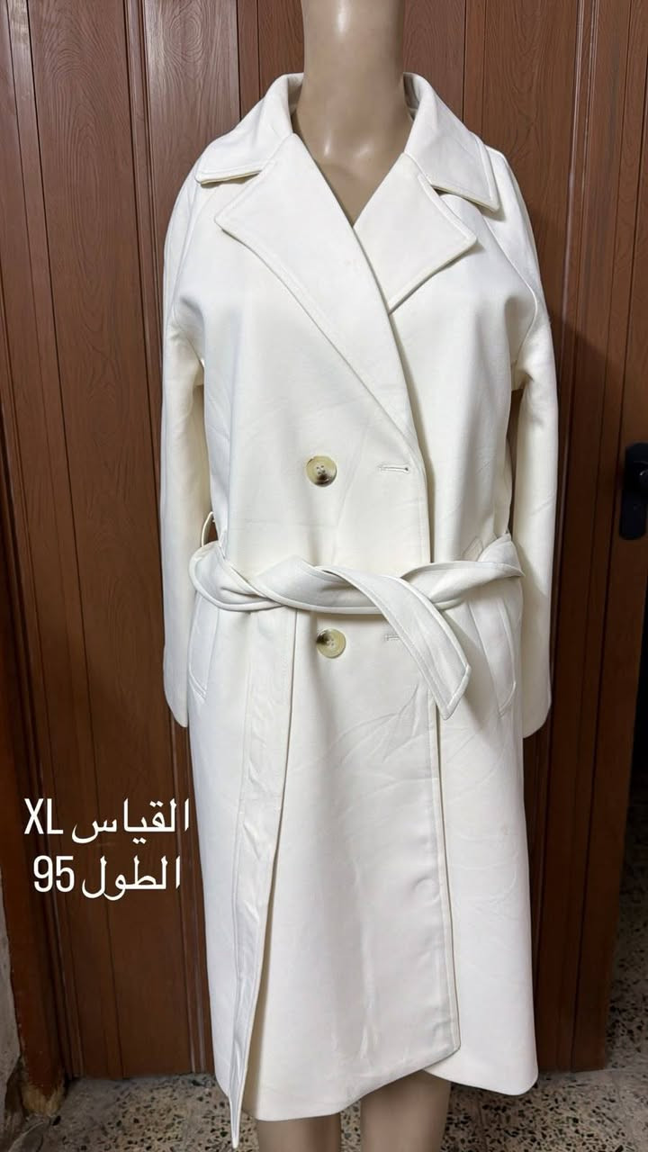 كوتات نسائيه 😎
توفرت الكوتات النسائيه باله براندات ممستعمل 
كل الاحجام والموديلات
العنوان حي العمال شارع التربيه الجديده مقابيل دائره الكهرباء محل ام علي 🍬

نص مكتوب في الصور:
- قياس L الطول 70
- قياس 38 الطول 85
- 40_42 الطول 97
- فري سايز
- الطول 104
- القياس XL
- الطول 95
- القياس 44 الطول 85
- قياس XL
- الطول 90
- قياس 46
- الطول 110
- قياس L الطول 88