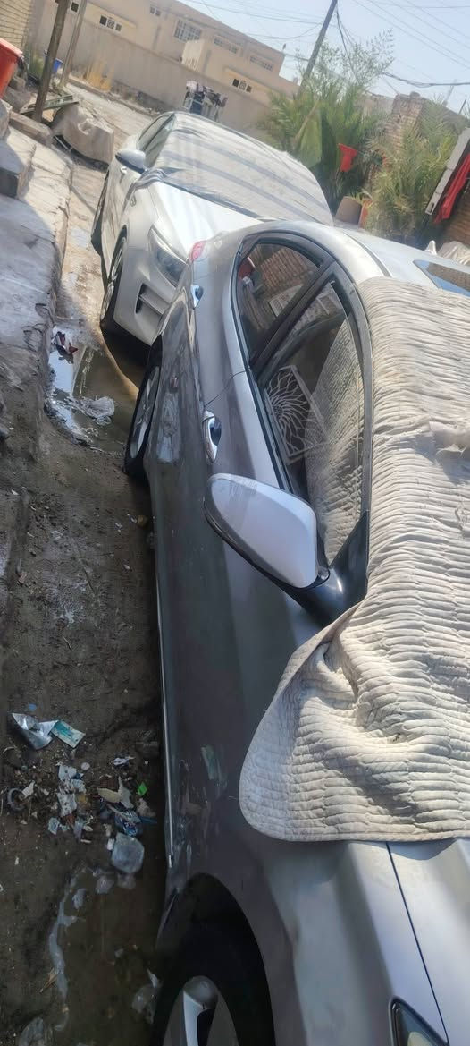 النترا خليجي 1600 موديل 12 بأسمي مكانها الناصرية السيارة فول ماعدا البصمة فتحه اشاير بلمري.. رقمها انكليزي حدادية تخم تاير جديد.. السعر 78
***********
