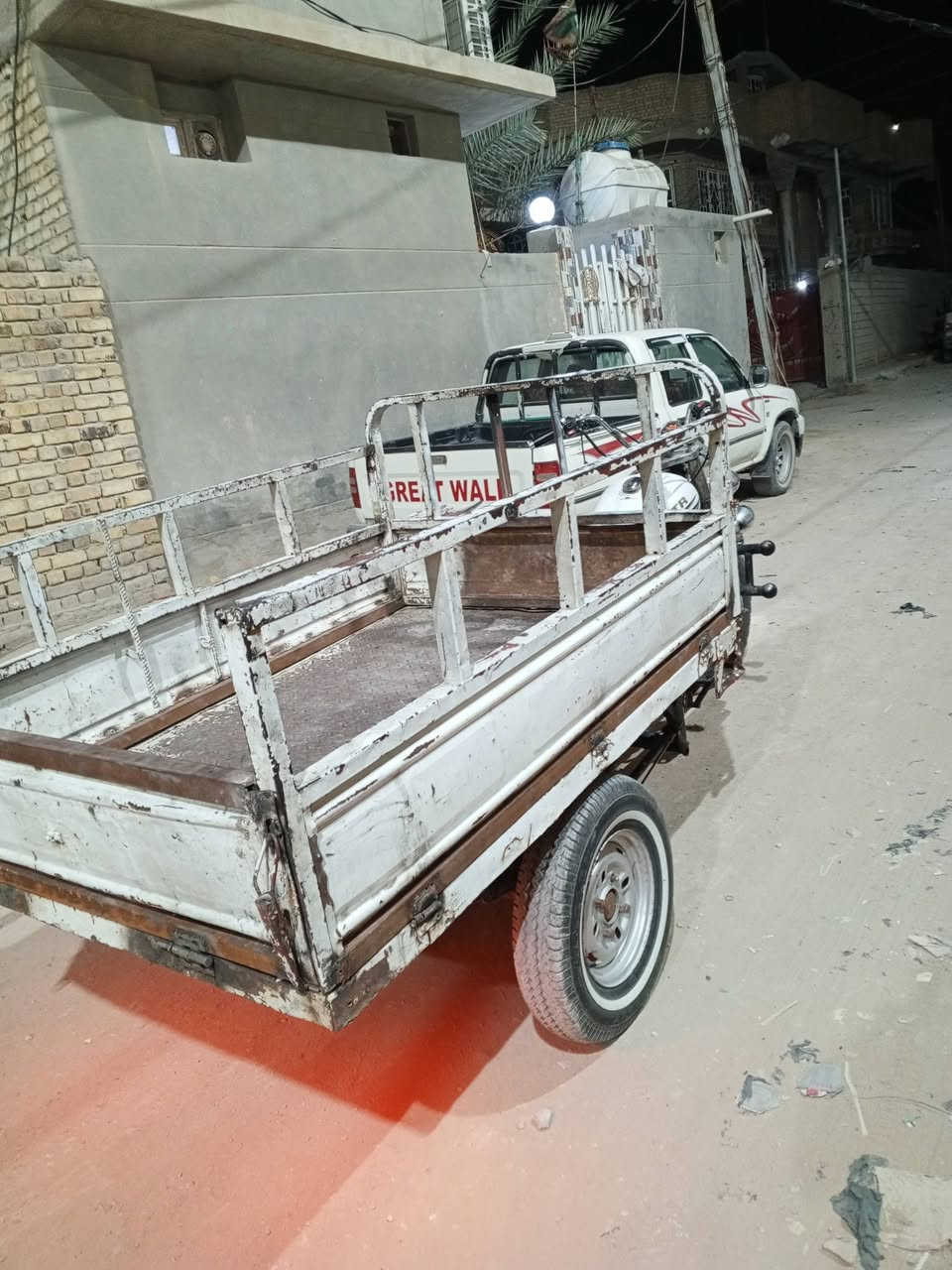 سلام ستوته كلك كهربائيات شغاله اكسن صقر تايرات صار 10 تيام مشدودات بديه نضيف اليريده 650 وبيه مجال ***********مكان ديوانيه عفك
