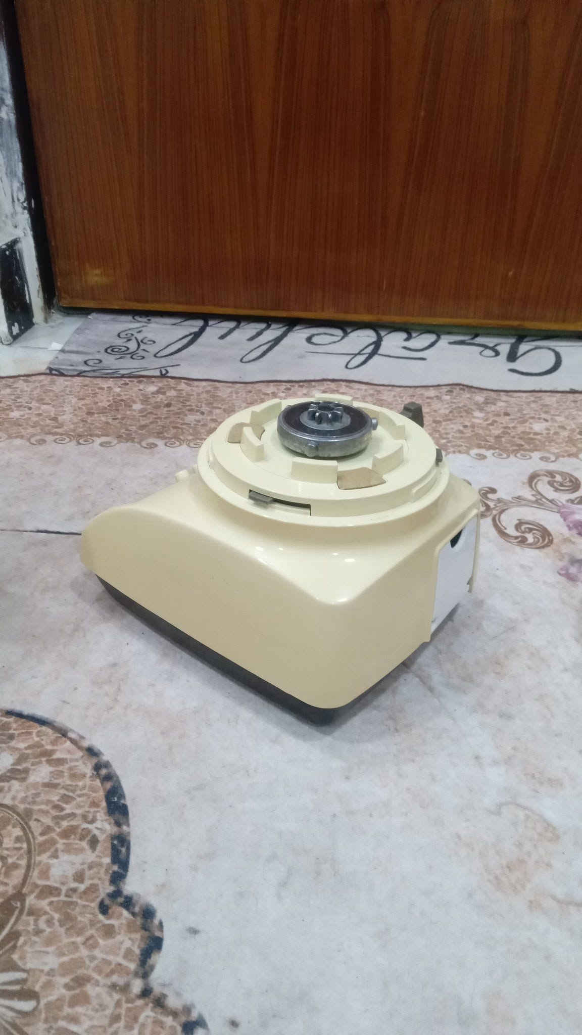 سلام 👋 عليكم 
للبيع معصاره فواكة + خلاط سانيو (SANYO) غني عن التعريف 
ياباني اصلي إستيراد المنشاء العام العراقية نضافه عالية جدآ جداً ليرغب بل شراء يراسل الصفحة خاص فقط؟؟؟ ***********

