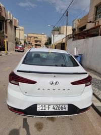 النترا٢٠١٩ لبيع او مراوس بتكسي حديث وانطي فرق حسب السيارة الموصفات مكي...