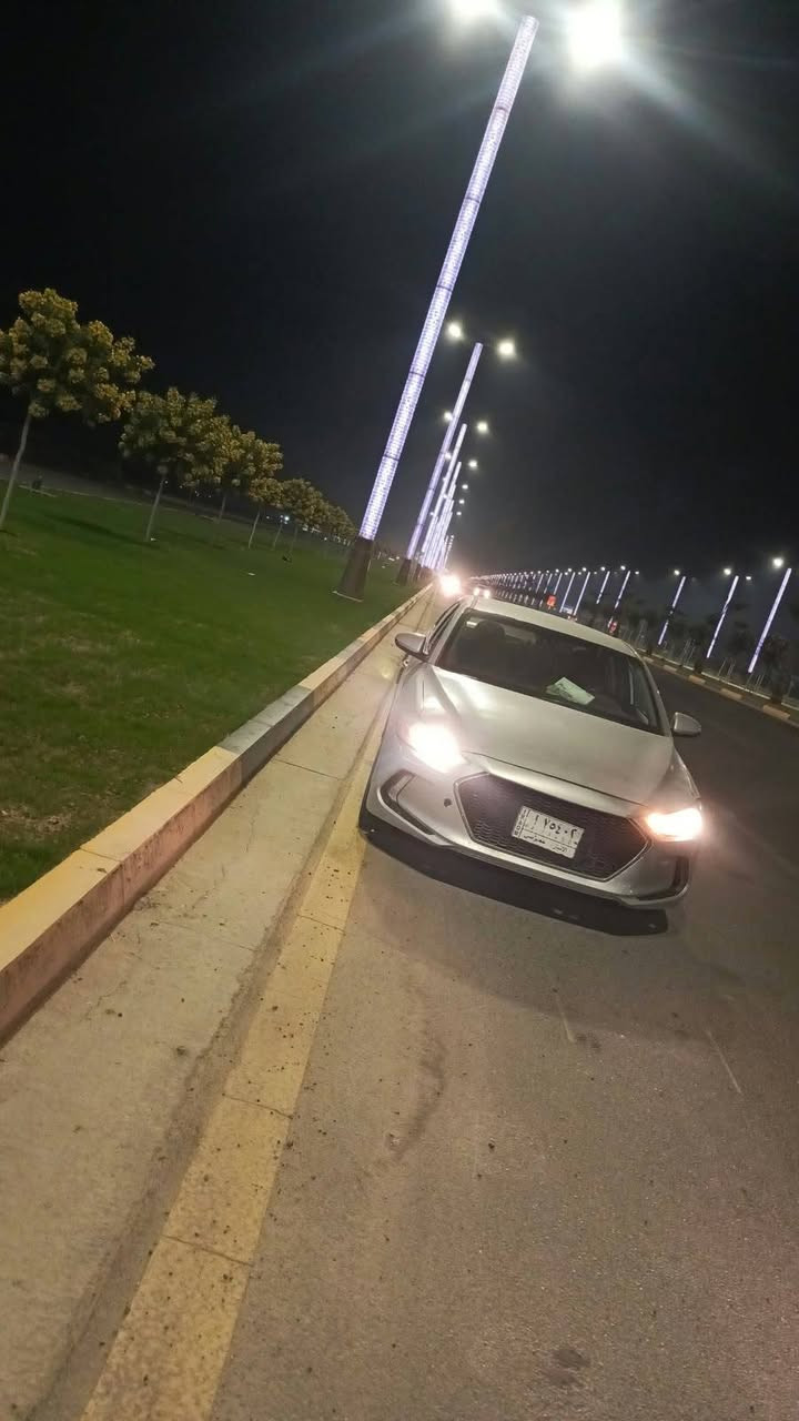 #مكلف بالنشر 
بيع مستعجل 
النترا موديل ٢٠١٨
محرك دوش تبريد ثلج ❄
مبدل بيها بابين بدون دواخل شرط
وارد امريكي
تحويل مباشر  السعر ١٠٠ وبيها مجال 
الشراي يتصل
 ***********
***********
الاثير بيه واتساب
والكورك اتصال
