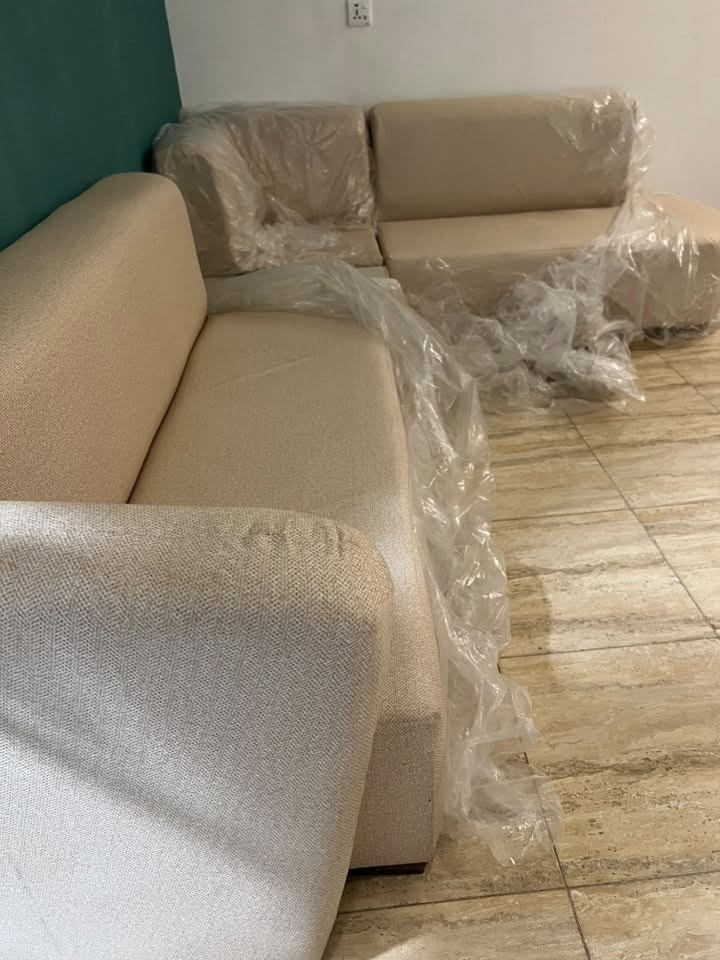 طخم عراقي موديل تركي
5 متر 
جديد بعدو مامستعمل بس  صغير طلع عدنا 
سعر الشراء 550
نبيعو ب400بينو مجال 
الرقم

***********
