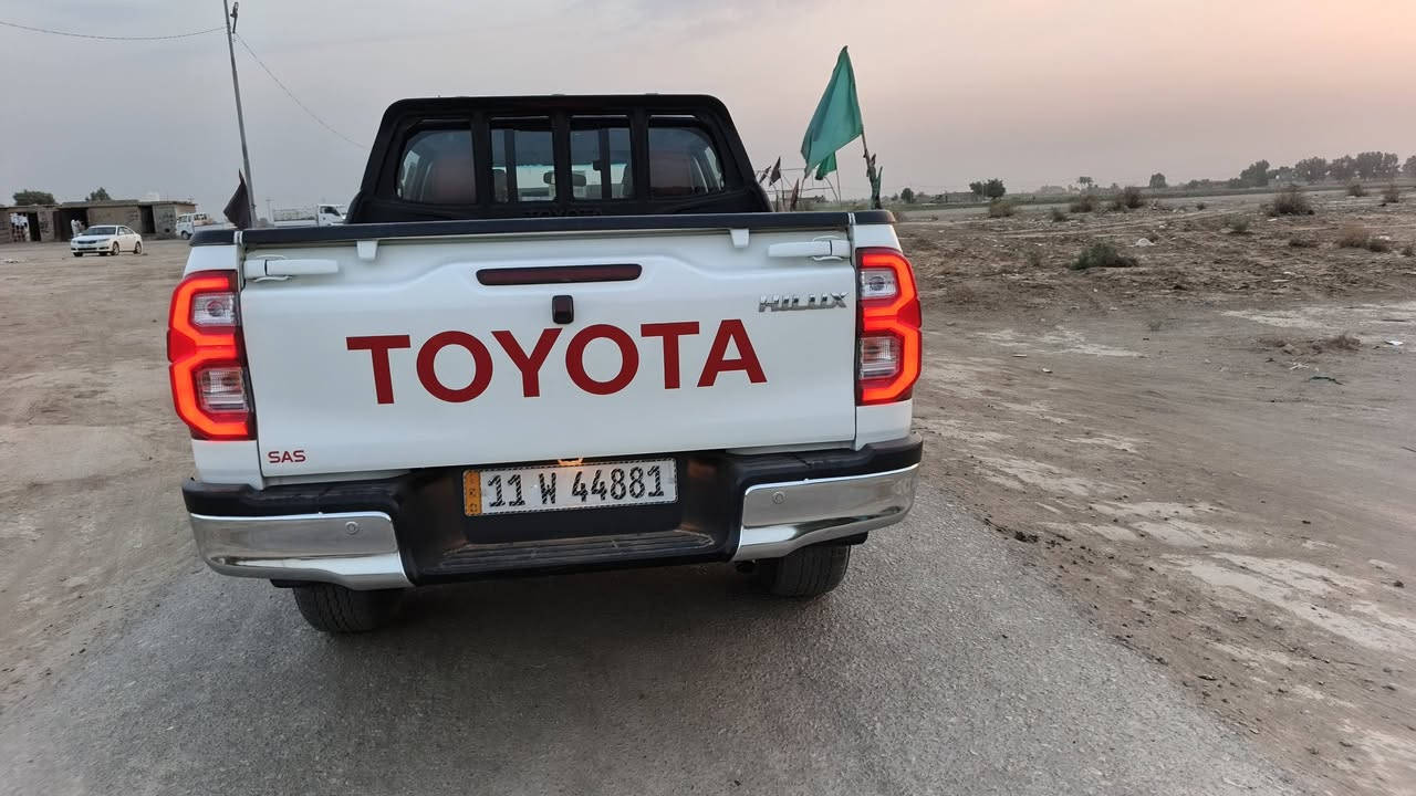 بيكم هايلوكس فورويل ساز كيروتماتيك موديل 2023رقم بغداد دولي بسمي سيارة كفال عامه كارتون كامره حساسات خلفيه ماشيه 76الف تخم تايرشركه بعده جواه حداديه جديده بنيد جكات باب خلفي جكات محرك وكير شركه تبريد ثلج  رضيه جلد كشنات جلد سعر 273ويبه مجال ***********//*********** واتساب موجود
