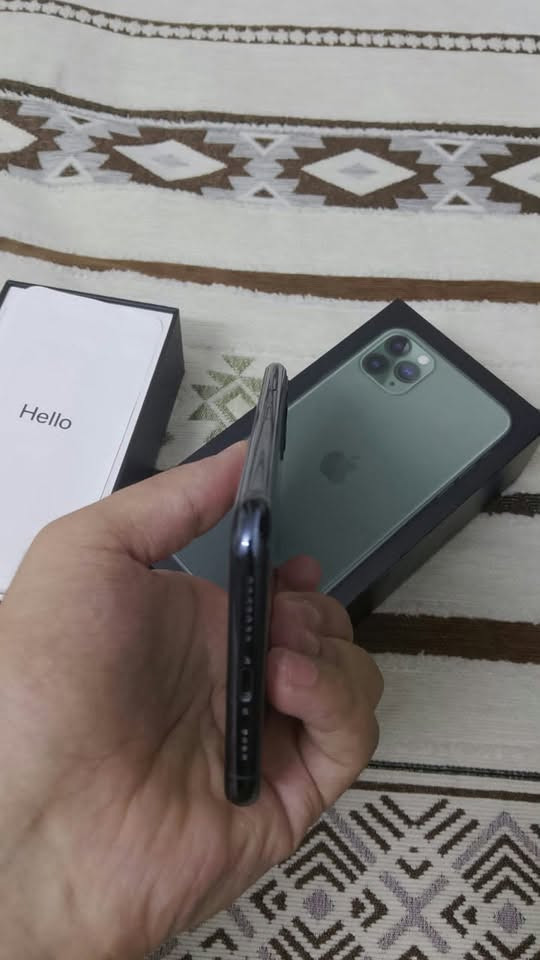 سلام عليكم 

ايفون١١برو ماكس
ذاكره٢٥٦
بطاريه٧٤بلاديه
مبدل فقط شاشه مال تفصيخ 
تك سيم كارت+شريحه اكترونيه
كامرات شغاله وحيل حلوه
الباقي كلو شغالي طبيعي
كارتونه الاصلي ويا بدون غراض
نضافه100/100تجي وتشوف بعينك
‏✅✅✅✅✅✅✅✅✅✅✅✅
السعر275قفللللل
التواصل خاص او على الرقم***********واتساب فقط
