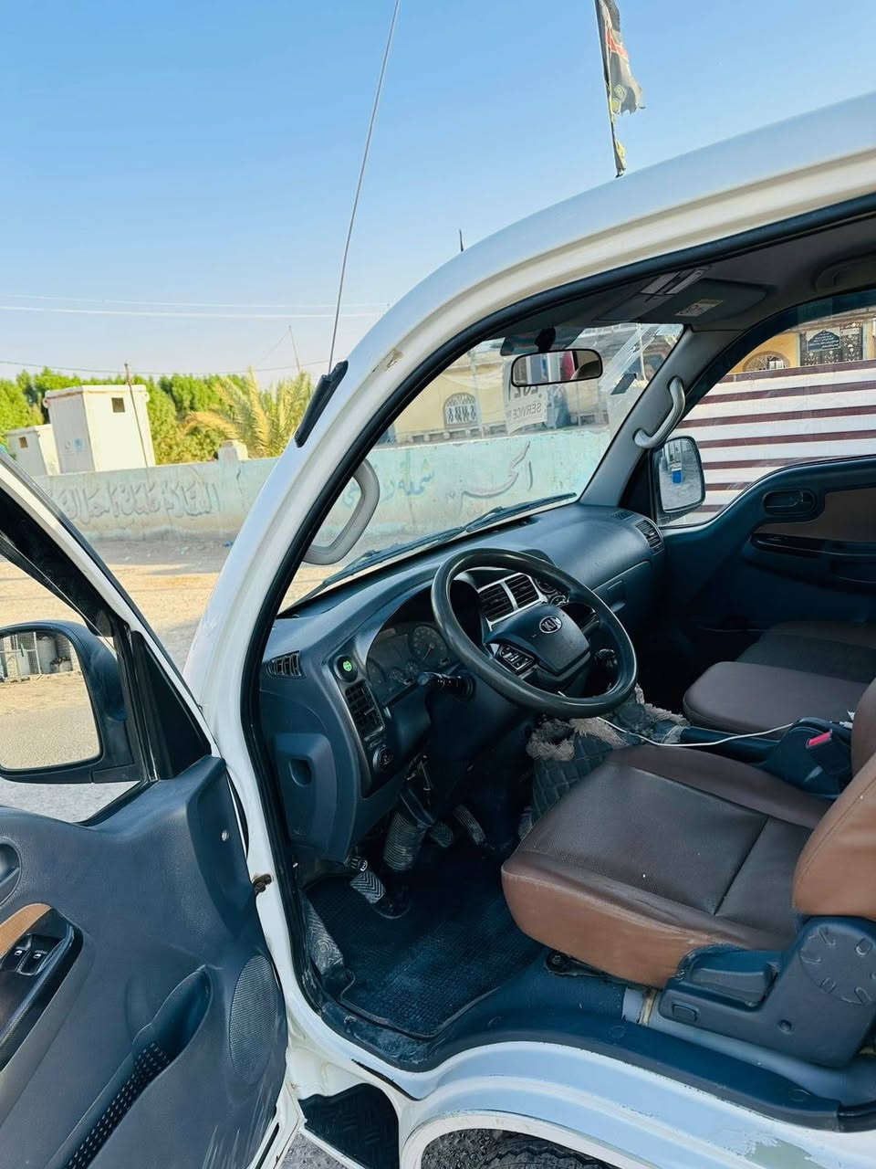 السلام عليكم كيا بنكو موديل 21 كفاله عامه سياره جاهزه محرك كير تبريد ثلج  شخصي كفاله سياره شرط الفحص
***********
