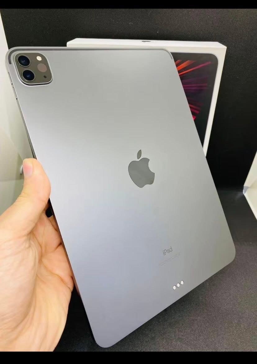 ايباد 11برو m1 مستخدم قليل يحتاج شاشه فقط جيب شاشه وفحص بطاريه 83 الجهاز نضيف جدا ذاكره 128  ضمان ماستر  يحتاج فقط شاشه بدون رمز الجهاز السعر 200 بي مجال ***********

