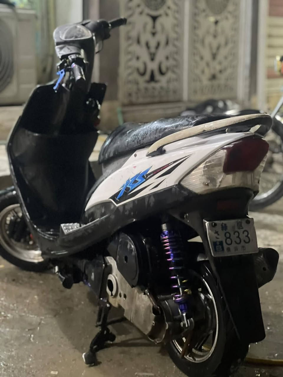 سلام عليكم 
ماكس عدله 
دراجه نضيفه كلش 
مفتوحه مره وحده 
دراجه رياضي بشكله 
كلاجات رياضي 
بيه شعله فول 
صارنصه رياضي 
ويلات نجمه رياضي
كهربائية كله شغاله 
نكره سلف 
وقبق الهندر يرادله تبديل لان طاك 
دراجه مرتبه وحلو 
⚠️ كفرات الدراجه كامله 
اشاير كلشي شغال بيه 
⚠️⚠️
السعر 550بيه مجال قليل
***********
العنوان شارع مطار قديم النجف الاشرف
