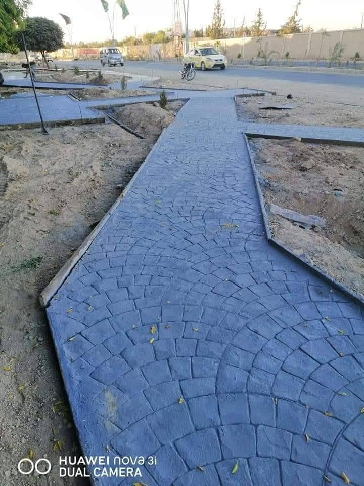 💎 نقوم بتنفيذ اعمال الباطون المطبع العادي والملون 
المنازل , الفلل , الحدائق , المداخل ....
وذلك من خلال نموذج من اختياركم او تصميمكم مع تحديد الالوان .
✅ يتم التنفيذ خلال المدة المتفق عليها بشكلٍ مسبق.
✅ توجد الكثير من صور الكاتالوغات يمكنك طلبها من خلال الواتساب .
✅ يمكنك تقديم نموذج معين ونقوم بتنفيذه.
✅ يمكنك الاتصال والاستفسار خلال ايام الاسبوع من  السبت إلى الخميس 
اتصل بنا
*********** 
#الباطون_المطبع #باطون #ديكورات #ديكورات_خارجية ￼⁨

نص مكتوب في الصور:
- HUAWEI nova 3i DUAL CAMERA