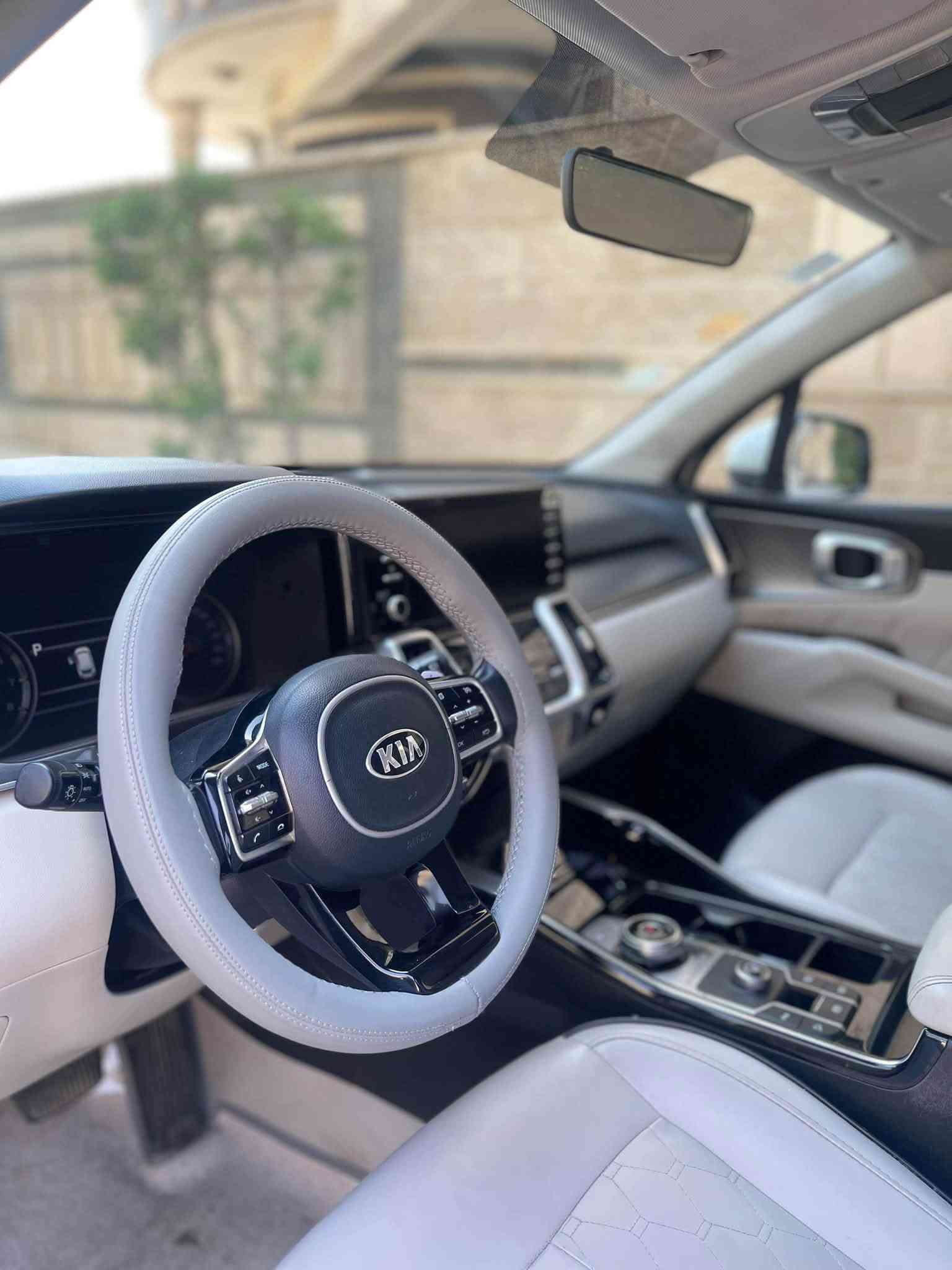السلام عليكم سورنتو 2021 خليجي 
السيارة كفالة عامة من صبغ والفتح والتبديل حتى دعاميات ما بيهن صبغ بيهة فقط بارد بالجاملغ الامامي 
مكينة 6 سلندر بوضع شركة كفالة 
كير كفالة عامة 
ماشية 95
رقمهة بغداد الدولي سنوية با اسمي 
موصفاتهة 
بصمة 
جنطة كهرباء 
تشغيل عن بعد 
كير ماوس 
كشنات جلد و كهرباء 
بردات خلفية 
انارة بالدشبول 
بصمة ابوب 
اشارة ترحيب 
شاشة Apple car play
حساس امامي وخلفي 
كامرة خلفية دوارة 
نظام نزول منحدرات 
اربعة انظمة قيادة 
السيارة جديدة بصمات ثنين مال شركة و كتلوكات شركة بيهة 
عنواني بغداد 
السعر 234 

***********
