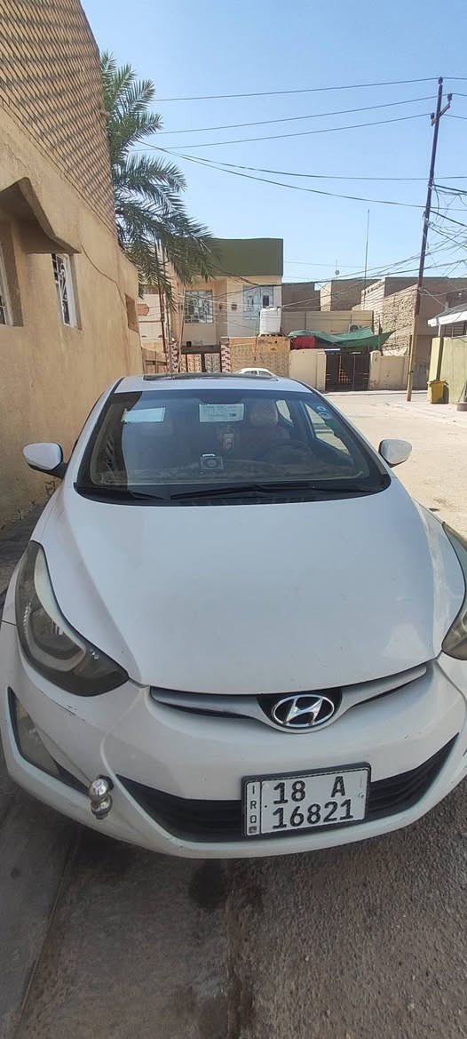 السيارة النترة مضلع موديل٢٠١٥ فول مواصفات اربع قطع مراوس استاركس اوتوماتيك للتواصل اتصال على هذا الرقم ***********
