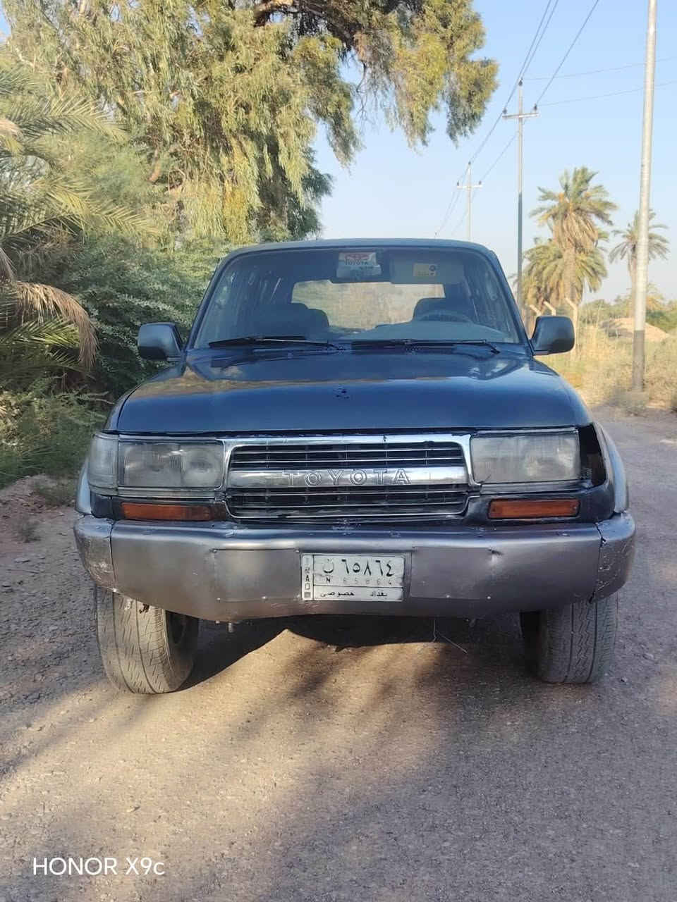 سلام عليكم موديل ١٩٩٩سنويه٢٨تحويل ثاني يوم سياره جاهزه مكينه بطه ٣ونص كير مكينه جدد حداديه جاهزه سعر٤٠ مكان المدثره ‭***********‬
