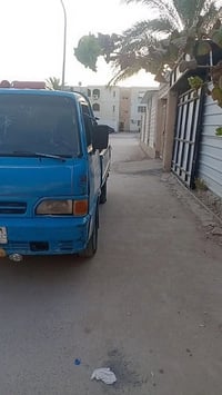 للبيع • شاحنات • تواصل خاص