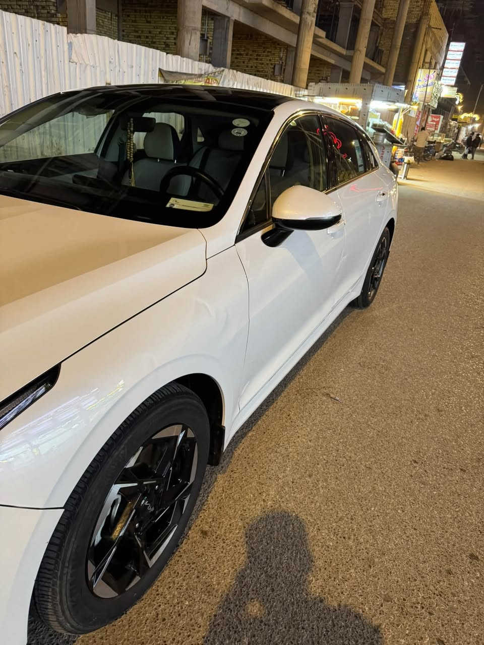 سلام عليكم كي فايف مديل ٢٤ خليجي فول مواصفات ماشيه ٤٥ الف كيلو رقم اربيل مكان السياره ناصريه مكفوله ماعداه ذني الواضحات بل صوره لا تعديل ولا بارد ولا ايشي بس ذني بيه السعر ١٩٥ للاستفسار ***********
