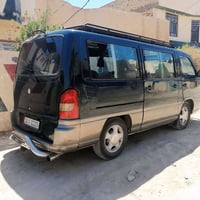 سياره للبيع رقم بابل نكليزي موديل 2000 سياره جاهزه من كلشي وجديده ومكي...