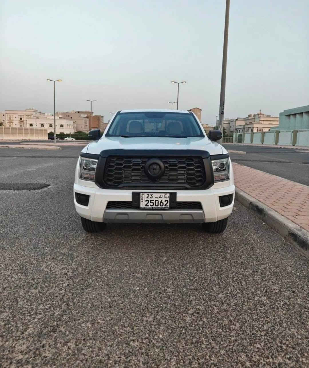 السلام عليكم 
كريت ويل باور صيني 
مكينه ٢٠٠٠ ميتسوبيشي 
موديل ٢٠٢٤ 
٦ غيار الكير  عادي
ماشيه ١٥ الف    كفاله عامه شرط الفحص كير مكينه شاصي بدي استيراد الكويت 
كشافات حساسات تحكم سكان اشاره بالمري ويل كب  شاشه كاميرا خلفيه 
وباقي المواصفات موجوده بالمنشور 
للتواصل ومعرفة باقي التفاصيل الاتصال على رقم الهاتف *********** 
يوجد واتساب 
العنوان السماوه
