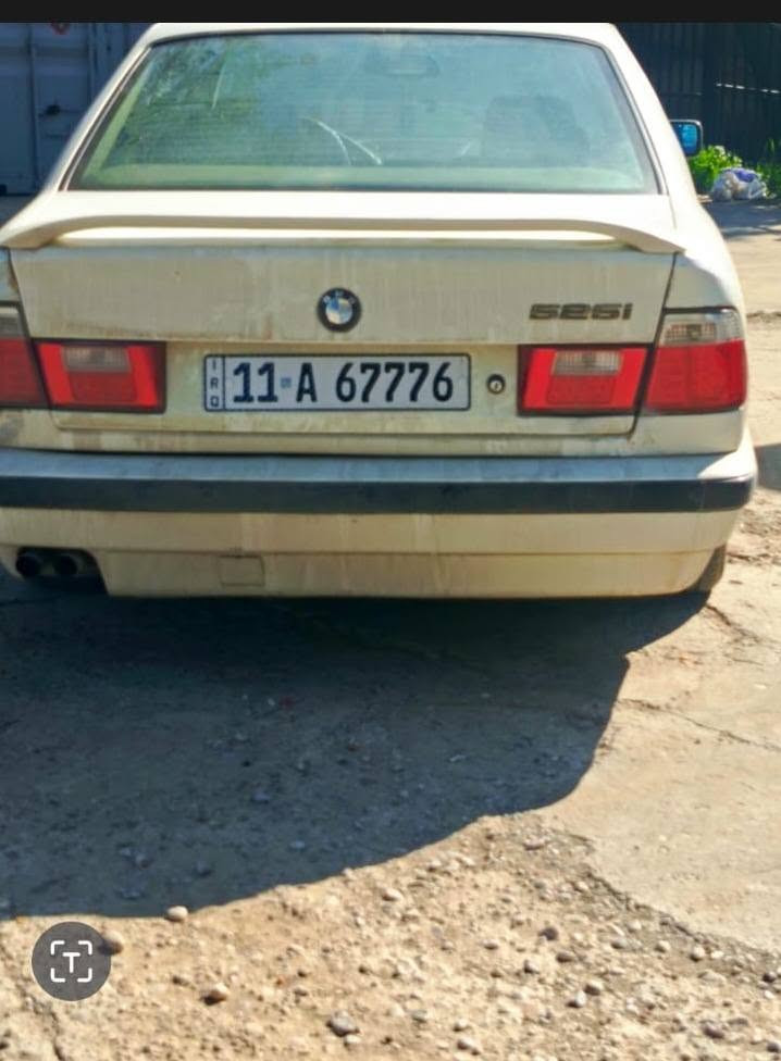 بي ام 525 • موديل 92 • فتحة سقف
