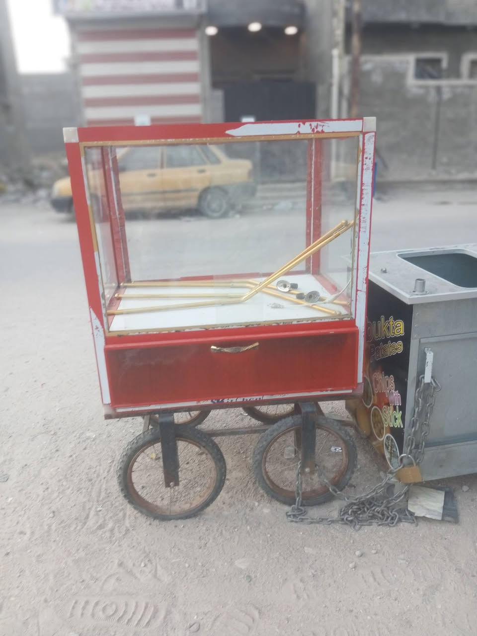 عربات • للبيع