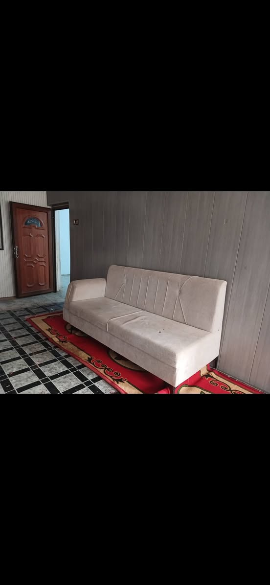 كنب • قفل • الرمادي الورار