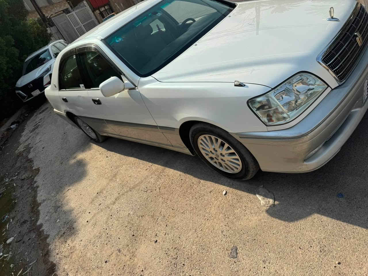 السلام عليكم ملكه البيع ارقم بغداد بسمي 

قرار ١٠٢  مديل ٢٠٠٣اصل كرستال 

اربع دكم مكفوله من كص وتحويل ونقل الجثه وضربه
ول طخه 
كشتات كهربائية 
ديفور الكبير شاصي١٧٥ ماشيه٩٠ حقيقي
السعر ١٦٣ وبيه مجال 
***********

