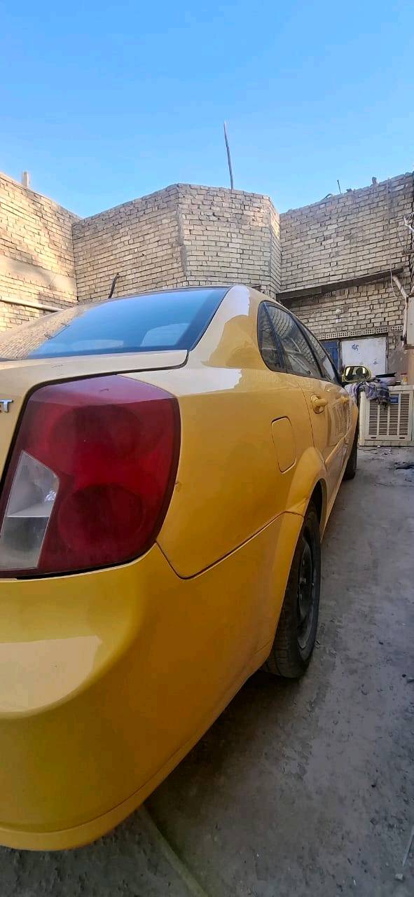 سلام سياره اوبترا للبيع سعر ٥٥ ورقه و  بيها مجال بسيط
كهربائيات كلشي جديد ماعدا تبريد ميشتغل ويحب يستسفر على الرقم
هلا بيك، الأوبترا شكد موديلها بالضبط وشكد ممشاية تقريبًا؟: 
2011
وين موقع السيارة بالضبط حتى الناس تكدر تعاينها؟: 
قضاء المعامل
الملكية شلونها: سنوية لو تفويض، وهل بيها استمارة/فحص سارية أو أي غرامات؟: 
سنويه وتحويل مباشر
بيها صبغ أو حوادث/تبديل قطع من قبل؟ وإذا أكو شنو أكثر شغلات متبدلة؟: 
صبغ عام ضربه بخشم بسيطه