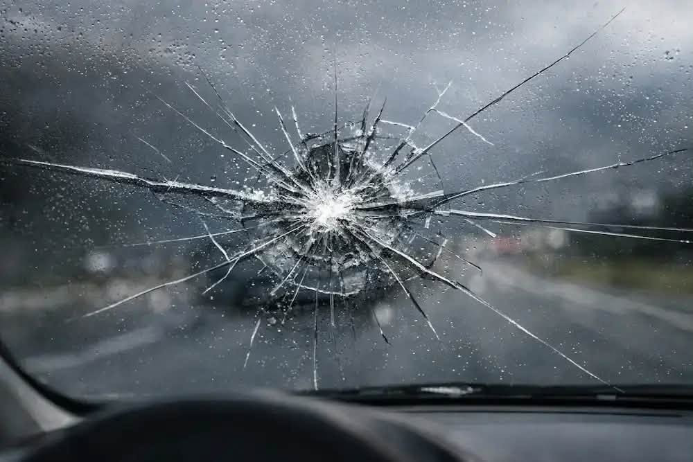 🚨 لكل سكان مجمع بسماية السكني.. سيارتك جامها مكسور أو مفطور  وتريد تصليح سريع ومضمون؟ 🚗💥
بدل ما تطلع برة المجمع وتتعنى.. خدمتنا صارت يمك وباب بيتك! 👇
نقدم لكم خدمة تصليح زجاج السيارات الموقعية بأحدث التقنيات وبأعلى جودة، بدون حاجة لتبديل الزجاج بالكامل في أغلب الأحيان.
🛠️ خدماتنا تشمل:
 معالجة فطور زجاج السيارات
 تصليح نقرات الحجر والكسور الصغيرة بدقة عالية.
 إيقاف زحف الفطور لضمان عدم توسعها.
 مواد أصلية ومضمونة تعيد للجام قوته ووضوحه.
📍 موقعنا: داخل مجمع بسماية السكني (نصل إليك أينما كنت داخل المجمع 📲).
⏱️ السرعة والدقة: نصلح الجام بمكانه وبوقت قياسي لتوفير وقتك وجهدك.

تواصل معنا الآن واحجز موعدك.
📞 للحجز والاستفسار إرسال رسالة للصفحة أو الاتصال على الرقم: [***********]
#مجمع_بسماية #تصليح_زجاج_السيارات #خدمة_موقعية #بسماية_لايف #سيارات_العراق
