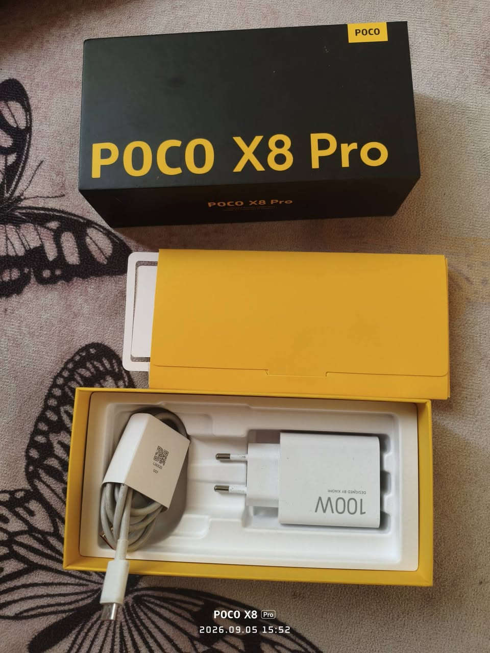 للبيع poco X8 pro
لون ابيض
الذاكرة 512 الرام 12 + 12
الشاشة  120 هيرتز 
مستخدم شي قليل فوول نضافه غراضه كاملة 
شاحن سريع 100 واط 🔌
بطارية 6500 ملي ib 🔋
البطارية 100 🔋👋
بوبجي وباقي العاب 120 فريم شرط كلكم تعرفون 

رايدة ب575 الف
الجديد مالته دينباع ب 720 حاليا
للاستفسار واتساب
***********‬‏
مكاني الحلة/ وردية خارج
