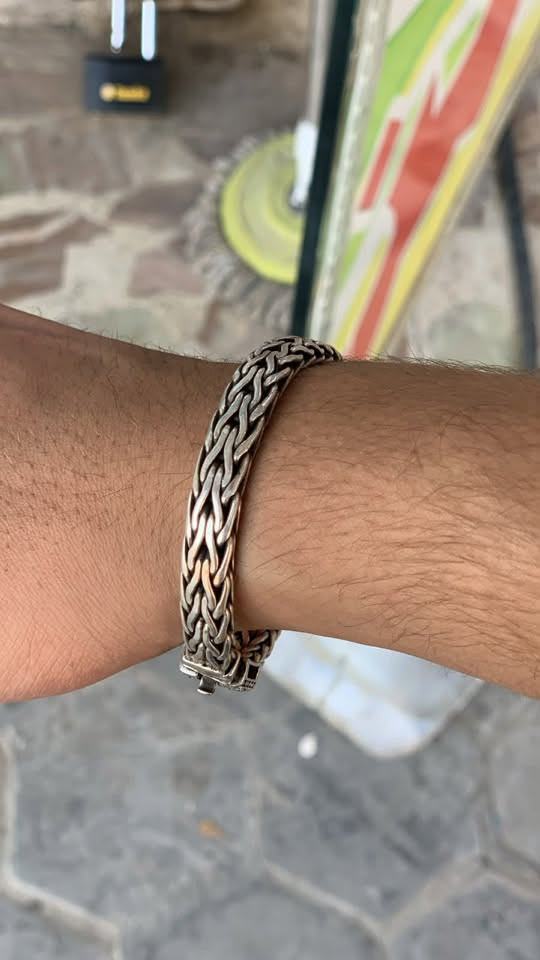 سوار فضه ايطالي 42 غرام. سعر الغرام قفل
3ونص تواصل ***********
