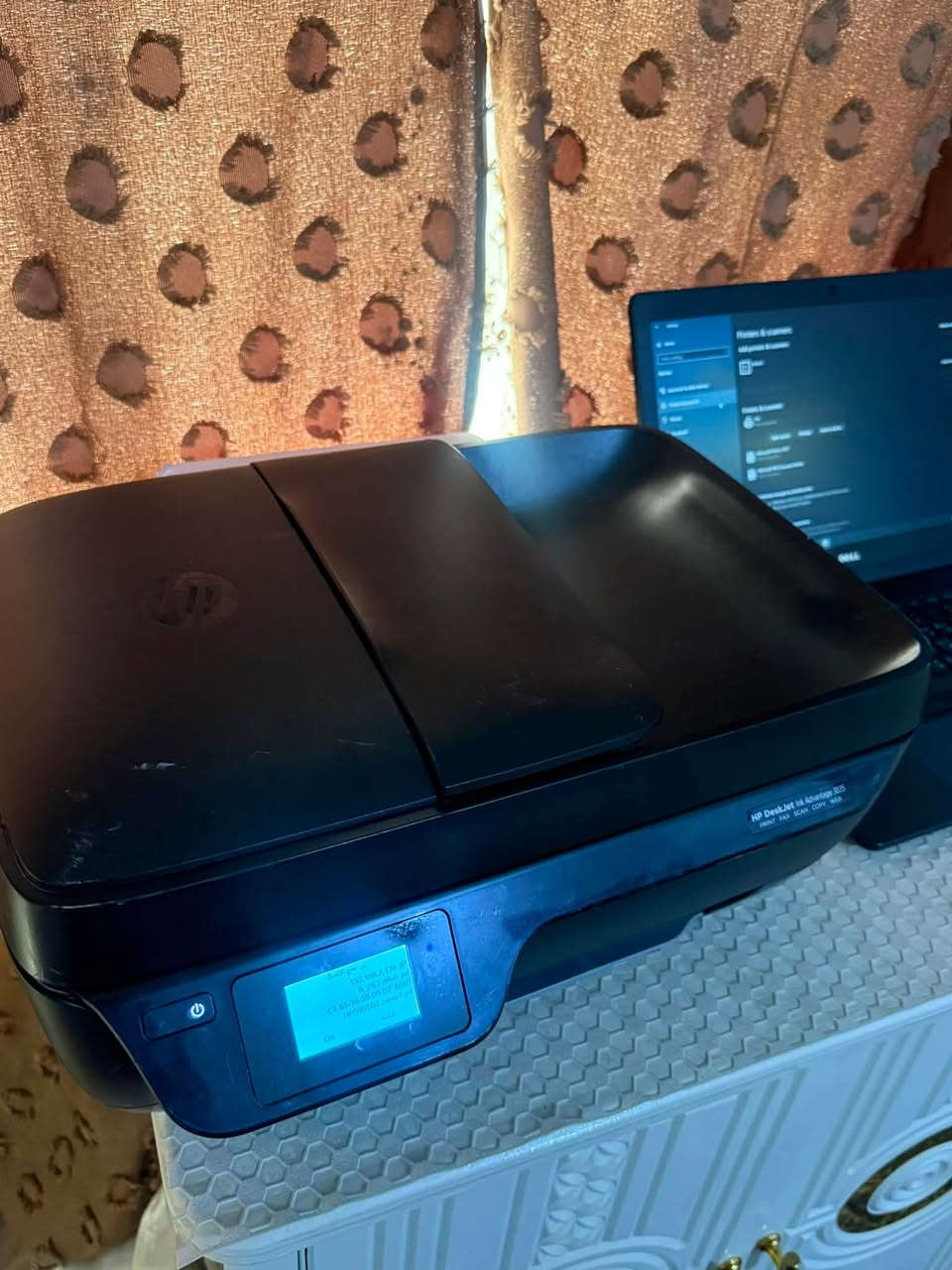 السلام عليكم طابعه نضيفه hp  نضيفه شغاله شرط الفحص بسعر مناسب جدا مكان البيع بغداد فقط   للاستفسار اكثر اتصل على الرقم ***********
