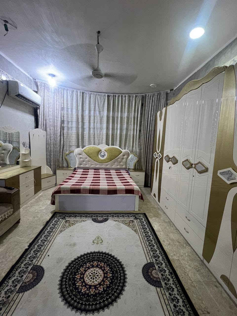 غرفة ضخمة • جديدة • حي العباس