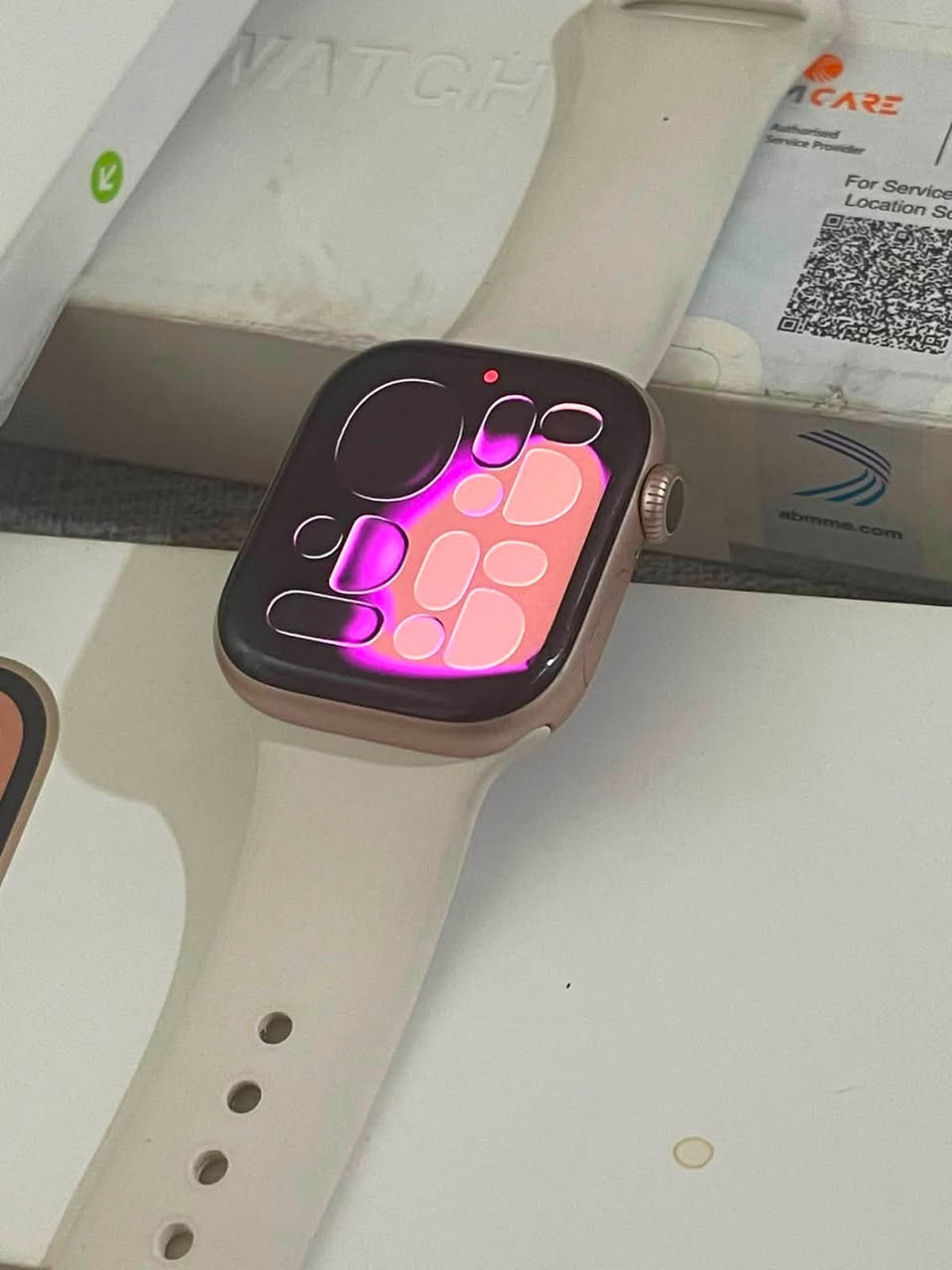 ساعه أبل ⌚️ جيل 10
لون كولد شمباني🤞🏻
                  جيل 10🔥🔥
حجم  4️⃣2️⃣  ⛩️
بطاريه. 9️⃣7️⃣🔋
نظافه  1️⃣0️⃣0️⃣🛁
             ذاكرة  6️⃣4️⃣👉👉
         كامل الملحقات 
ضمان abm
مركز سيمو المايسترو دورة شارع الصحه 
 ***********  واتس اب للحجز
توصيل لجميع المحافظات
