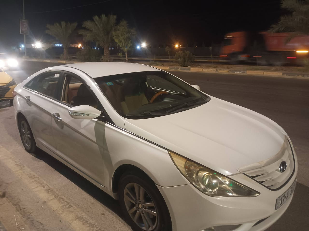 البيع سياره سوناتا موديل ٢٠١٠ خليجي السياره كله علا وضع الشركه محرك ٢٤٠٠  البلاد مامفتوح  واكير ابلاددي رقم دولي  لا حار ولا بارد ولا صبغ مكفوله كفاله عامه بشرط السونار حتى الدعايات مكفولات  رقمي *********** السياره بنجف
