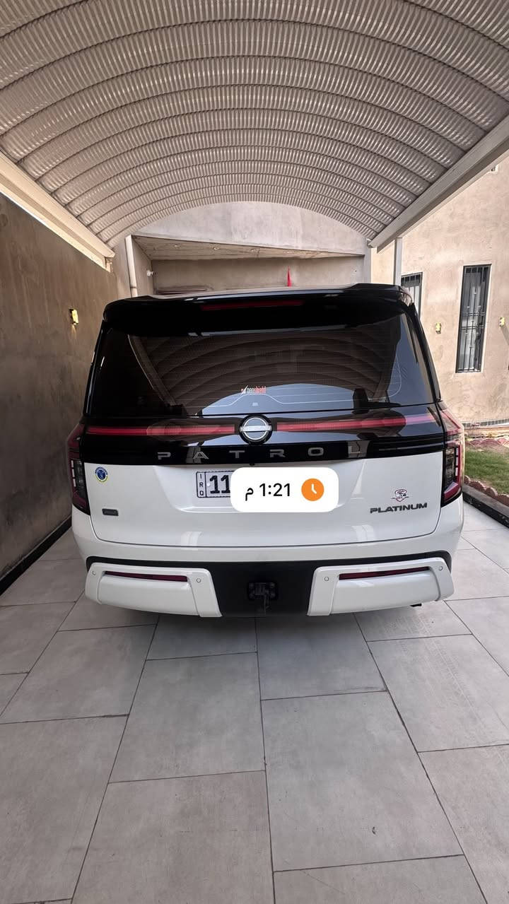 نيسان باترول 2025 خليجي وكالة السور  داخل الضمان
كفالة عامة من الشخط والرصعة مغلفة ppf بل كامل 
رقم بغداد تحويل مباشر 
مواصفات:
بلاتينيوم تنفس طبيعي
داخل احمر
كشنات كهرباء بل كامل 
كشنات مساج 
تحديد مسار 
باب خلفي كهرباء
بنوراما 
كامرات 360درجة
رادارات محيطية
حساسات 
وباقي المواصفات المعروفة 
مكاني بصرة
سعر الاتصال:***********

نص مكتوب في الصور:
- 1:21 م