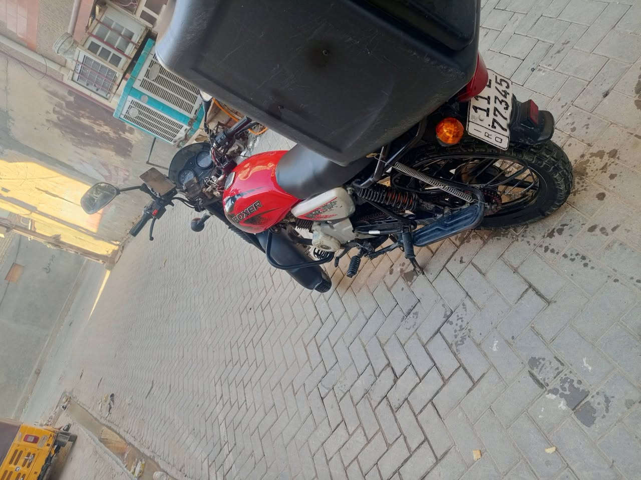 سلام عليكم 
دراجه بوكسر موديل 23 شهر 12
 مرقم سنويه بسمي ثاني يوم التحويل
 كل نقص ما بيهة جيب فيتر وافحص 
2200 بيهة مجال 
رقم(***********)
