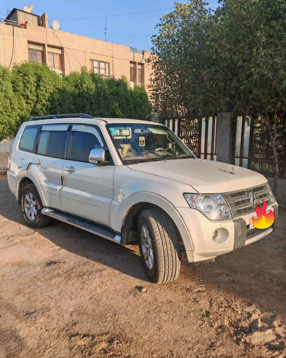 سلام عليكم
باجيرو 2010 GLS حبتور فول مواصفات

 فتحه سقف

 شاشة كامرة 

حساسات

زراگ لايت امامي

تحكم كشنات لسايق ولصدر كهرباء 

تحكم ستيرن

 بلوجكترات عالي ناصي زنون

تبريد تدفئة 

ماشية 161000

سيارة نضيفه ومال جناي متعوب عليها  وجديدة كل نقص مابيها عليها ادامه جديدة من نوزلات وبلكات 
السعر145
اريد مراوس ب كورلا
***********واتساب

