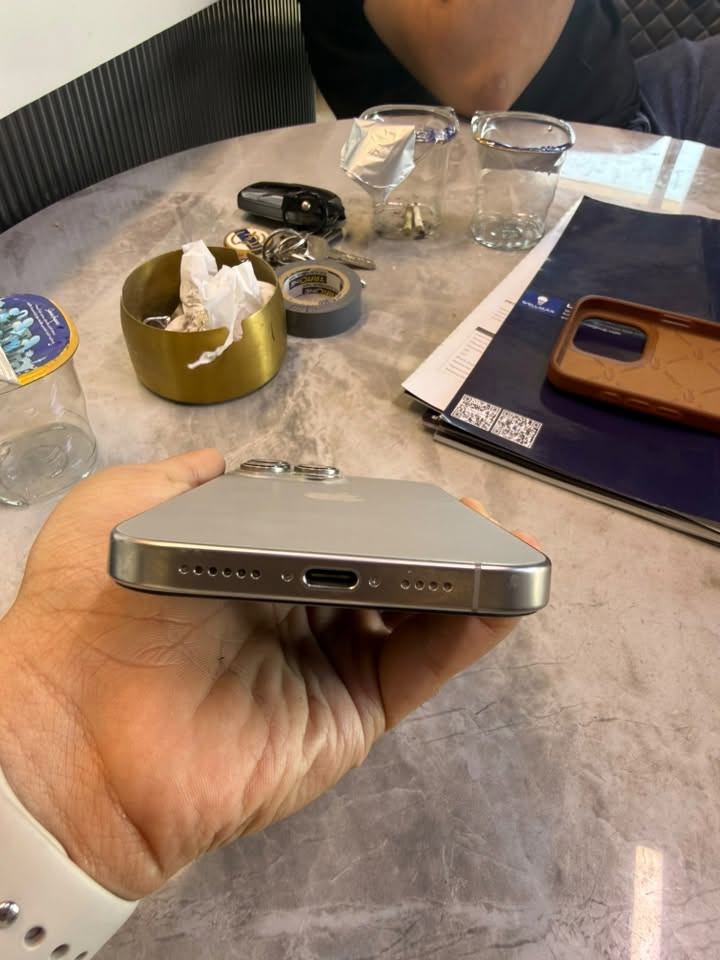 📱 آيفون 16 برو ماكس 256GB – تيتانيوم ماستر

🔹 تم استبدال البورد والبطارية لدى شركة Apple ضمن الضمان
🔹 صحة البطارية 96% 🔋
🔹 جميع الأغراض كاملة 📦
🔹 السعر: 1,075,000 دينار
🔹 وبي مجال للجادين 🤝

📞 للاتصال: ***********
