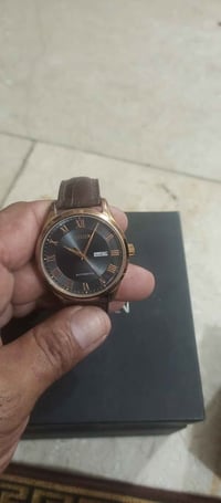 ستزن • اوتوماتيك • سير جلد طبيعي