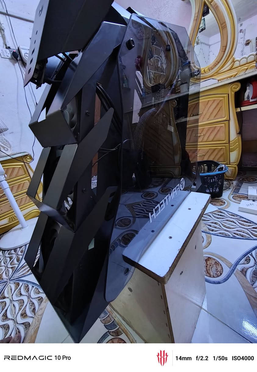 اخوان تجميعتين مناسبات واسعار ثابته
مكاني كوت وعدي توصيل 
رقمي ***********
i5 9400f
rx5700 8g 
H310m pro
ram16 3200
sdd128
hdd500 
psw 650 rgb
سعر 680
والثانيه كرت الشاشه 
GTX 1050 Ti 4GB GDDR5
🧠 المعالج
Intel Xeon E5-2660 v2
⚙️ الأنوية
10 أنوية / 20 خيط
🚀 سرعة المعالج
2.20GHz، تصل إلى 3.00GHz Turbo
💾 الرام
16GB RAM
💽 التخزين
SSD 256GB
🔌 مزود الطاقة
550W
سعر 350
ويه كل تجميعه بكج كيبورد وماوس وماوس باد 
وسماع
