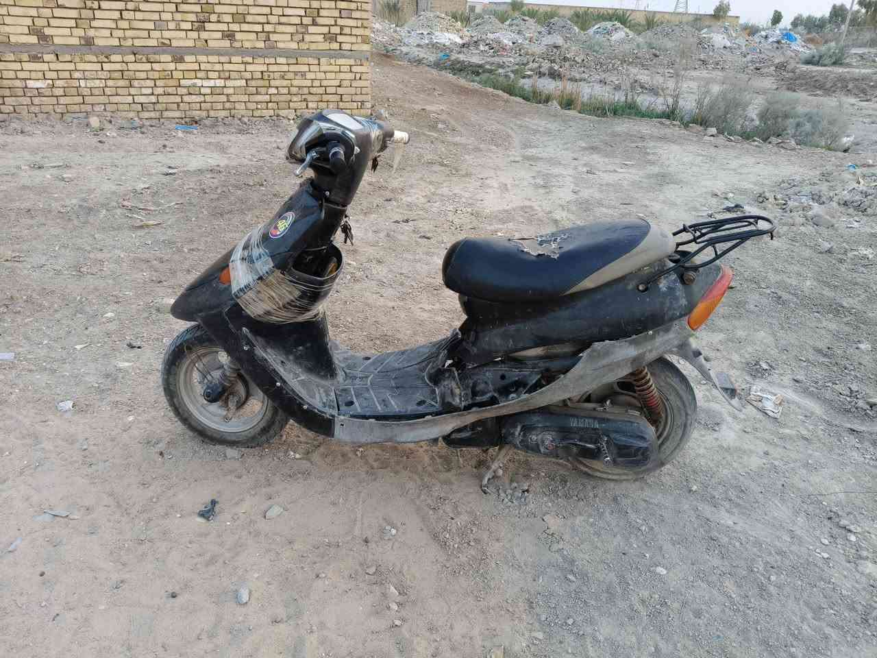دراجه للبيع تشتغل انزله من استانه تطفه اجيبلك 100وستوته تاخذه كوم حديد الف ماطيح ***********مكاني ناصريه موحيه يم سيد ذهب
